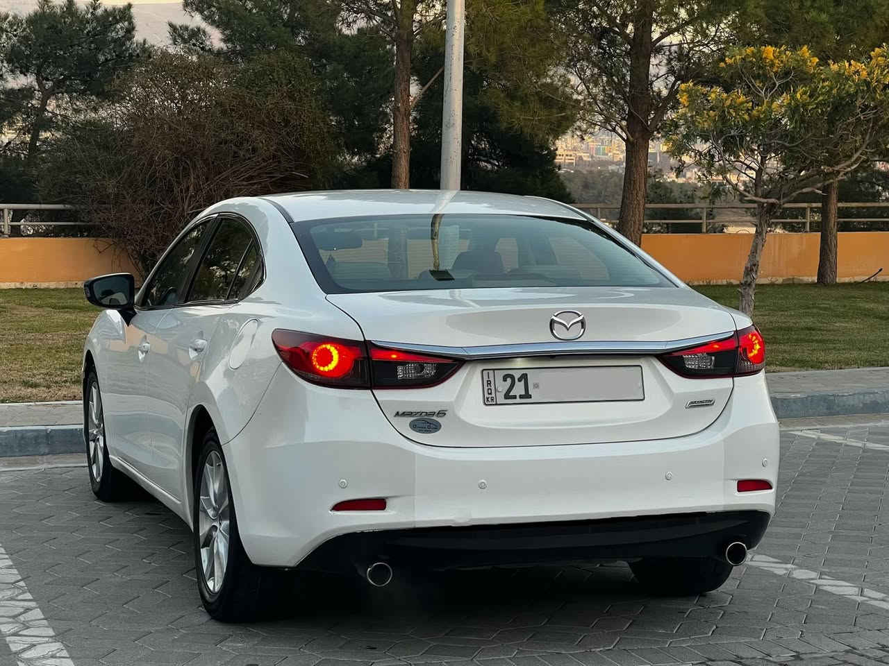 بۆفرۆشتن. 🤍🇯🇵🤍للبیع

‏Mazda 6 2015 مازدا
مەکینە    Skyactiv مەرخوب
خلیجیە
‏166000 KM

ناو زەرد
‏AUX & Bluetooth
شاشە و کامێرە
حاسە
لایت ئۆتۆ

سوکان ڤۆلیۆم
گێڕ ئۆتۆماتیک و عادی
بەصمە
سوکان تەقەڵ

ئاوێنە شەفت
ئاوێنە ئیشارەت
ئاوێنە کارەبا

٤ جام ئۆتۆ
بێتەقەو ڕەقە چرکەی تیا نیە
گێڕو مەکینە نەکراوەتەوە
کامل سێرڤس
دەرەوە و ناوەوەی وەک شەریکەیە
ئەشیای ناو سنوق بیلادی 

دوو پارچە بۆیاخە بێ ناو گرتن بێ دەعم بێ قرچ
یەک شوێن PDR بچوک

ڕەقەم و سەنەوی تازەیە و بەناوی خۆمەوەیە
تکایە مشتەری نیت سەرمان مەئێشێنە
سەیارەکە ماڵی دۆستە و زۆر جایزە 

سعر /في التعليق يتم الرد فورا على المسنجر ✍🏻

نرخ/ لە کۆمێنت بنوسە یەکسەر وەڵام دەدەیتەوە 📮

ژمارەی خاوەنی:☎️
***********  
***********
