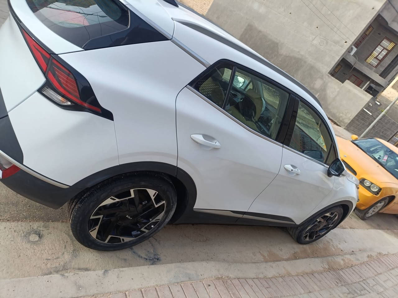 كيه سبورتج موديل 24كفاله عامه رقم بغداد نكليزي فول مواصفات ماعده الفتحه خليجي ماشيه 34عنوان ديوانيه مركز حي الوحده قرب جامع القائم ***********

