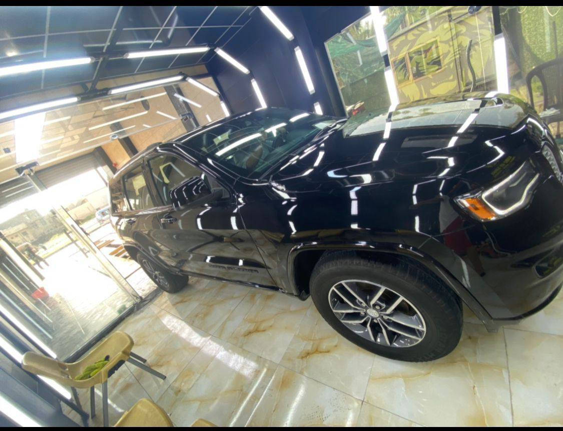 السلام عليكم جيب بلاك توب ماشيه 119بغداد بسمي حادثها سرقه اجزا السياره يعني جاملغات بيبان بنيد قبق جنطه مبدلات اصلي ونفس الون السياره بدون حادث بدون ايرباك الميكانيك كله مكفول كير بدلته جديد بشركه جيب وصيانتها كلها بالشركه موديل 2017 عارضها 212وبيها مجال للاستفسار *********** مكاني البياع تقاطع درويش
