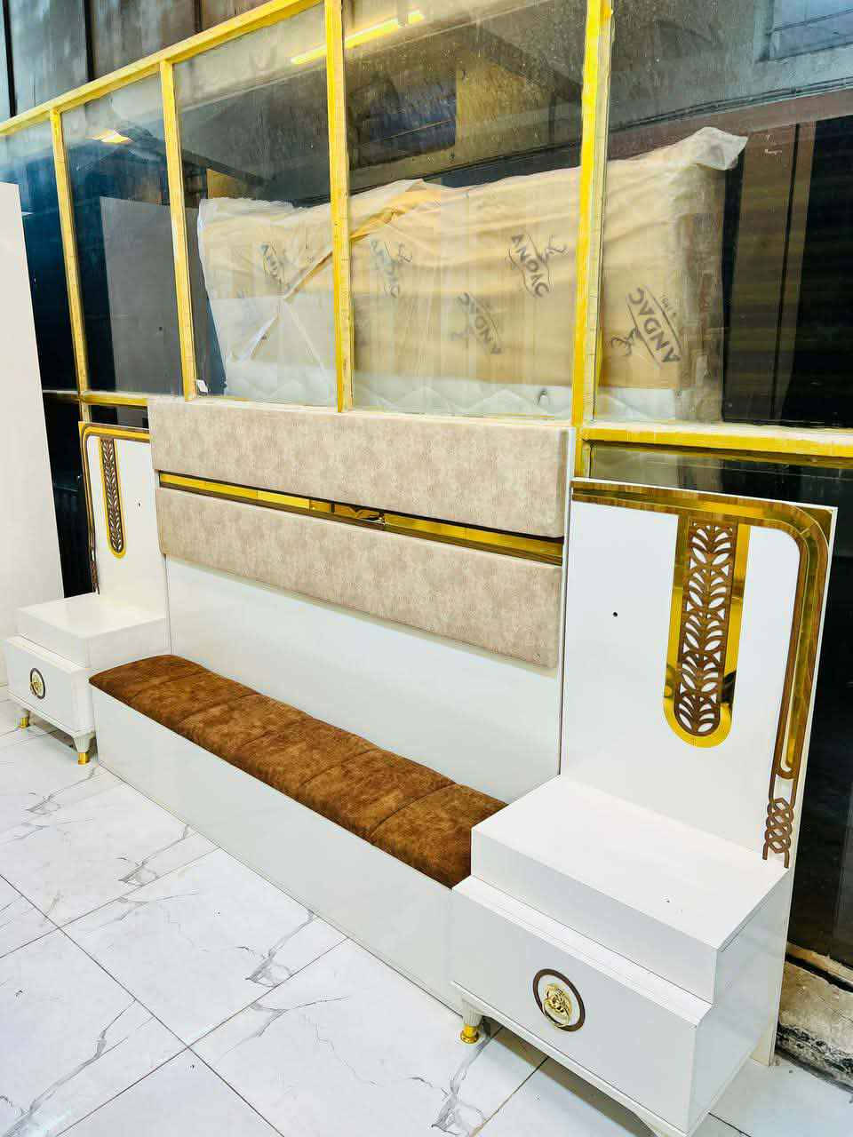 ‎غرفه نوم تركي 🇹🇷 
10 قطع اخو الجديد 
نضافة 95 💯 شازلون مخزن 
كنتور ملحق اضافي 2 باب 🧡 
بسعر 950‎ بغداد, العراق


**إذا كنت صاحب هذا الإعلان وتريد حذفه لأي سبب، رجاءا أرسل رسالة إلى الدعم الفني**