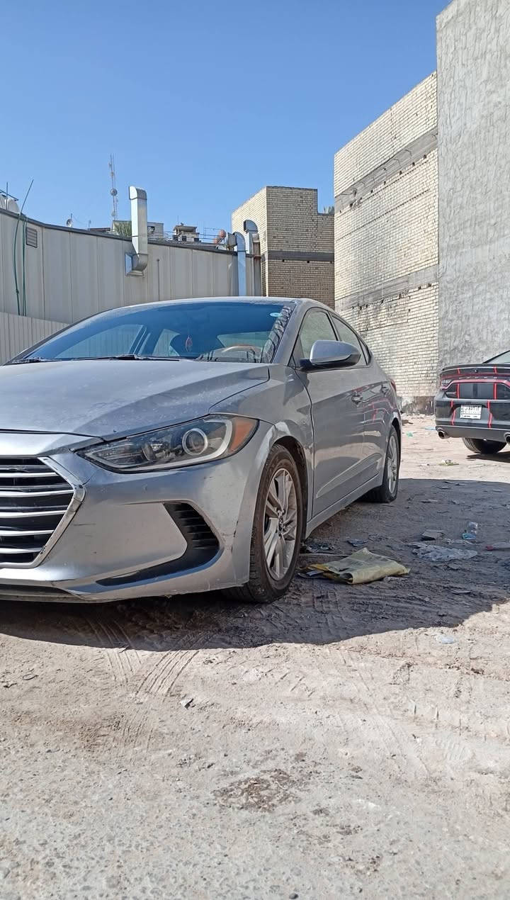 الانترا الموديل 2017 
حادثه ثلاث قطع فقط بدون دواخل سونار منشور وصور الحادث منشورهه مكينه كير حداديه خير من الله ادامه كامله للسياره 
تبريد وتدفئه خير من الله مكاني كربلاء 
هذا رقمي *********** اخوان اترجاكم لحد يدخلي ايكلي شبيهه كله واضح كبالكم بل منشور والشراي يدلل 
سعرهه 118 وبيه مجال حك الجيه وشراي يدلل كربلاء, العراق
