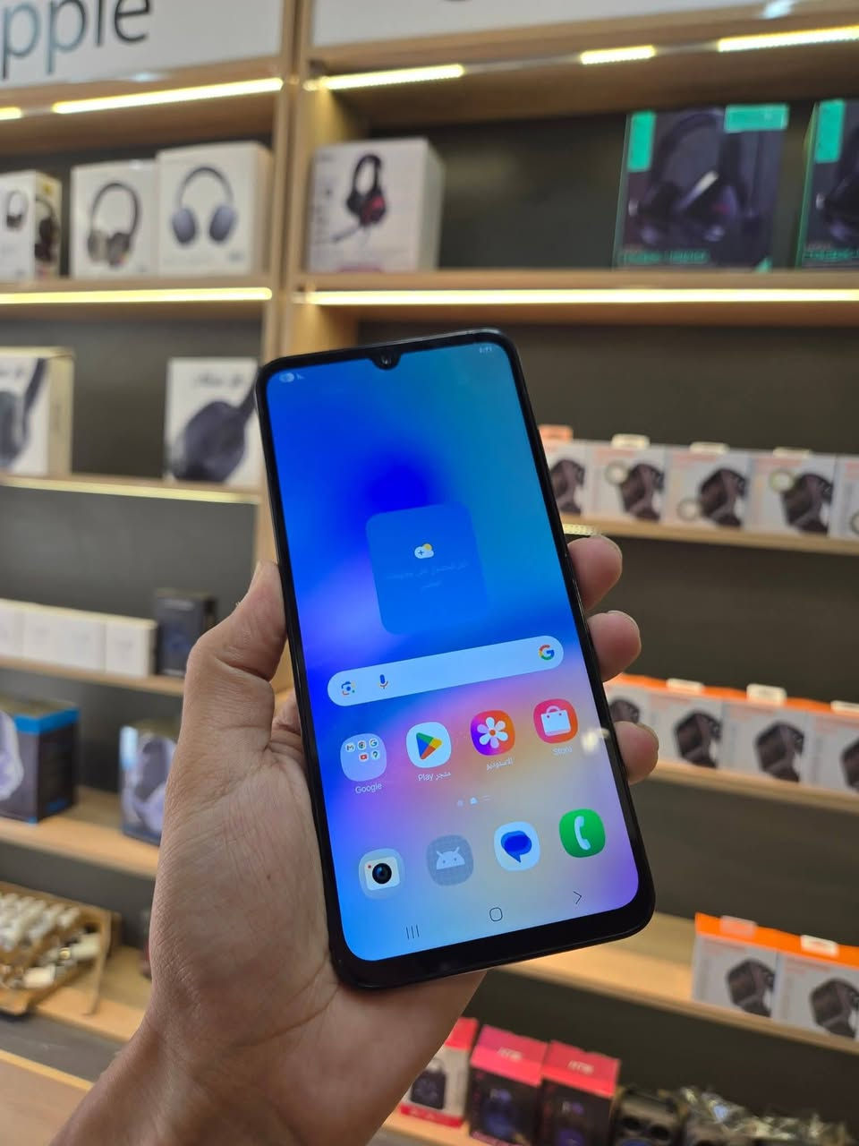 Samsung A05s🖤
سعر 119 الف فقط😍
ذاكره 64 
رام 4 
بطاريه 5000
شحن سريع 18 واط 
حجم شاشه جبير 
بصمه جانبيه اكيد 
كامرات جميله وحلوه للتصوير 
نضافه 100%100
مامفكوك علا وضعيت الوكاله 
سعر 119 الف فقط 
واتساب ***********
اربيل هفالان قرب جامع سيد طيب
