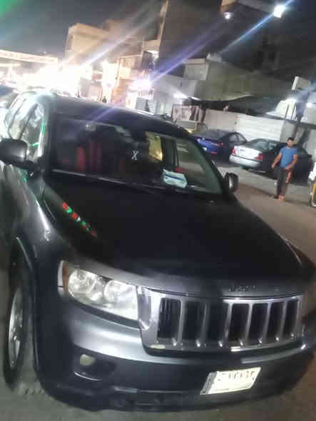 السلام عليكم ورحمة الله وبركاته
جيب لاريدو موديل 2012 بيها 3 قطع صبغ ابيع حزام مكان السياره بغداد شهداء البياع السعر 150 وبيها مجال 
***********
