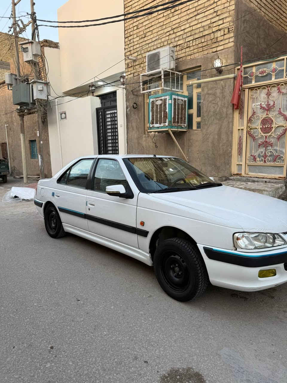 بارص 2015 بيهه جاملغ وبنيد معدل بدايته فوك لايت بس
باسمي مكينه وكير شرط تبريد ثلج حداديه ستوني مسويهه تخم تاير السعر 51 وبيهه مجال *********** اتصال فقط  فقط مكان نجف
