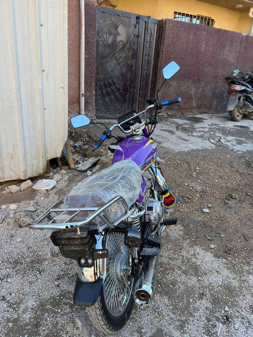 السلام عليكم
للبيع دراجة إيراني ، 4گير
موديل 2024  سونيك
مكينه مكفولة تنقيص وتبخير
برغي ممفتوح بيهة
ناعمه حلوة
الدراجه مكفولة كفاله عامه
أوراق كامله
السعر 700 وبيهة مجال
إذا شراي اتصل لتراسل وتعبني
  , ***********
العنوان بغداد الشعب
