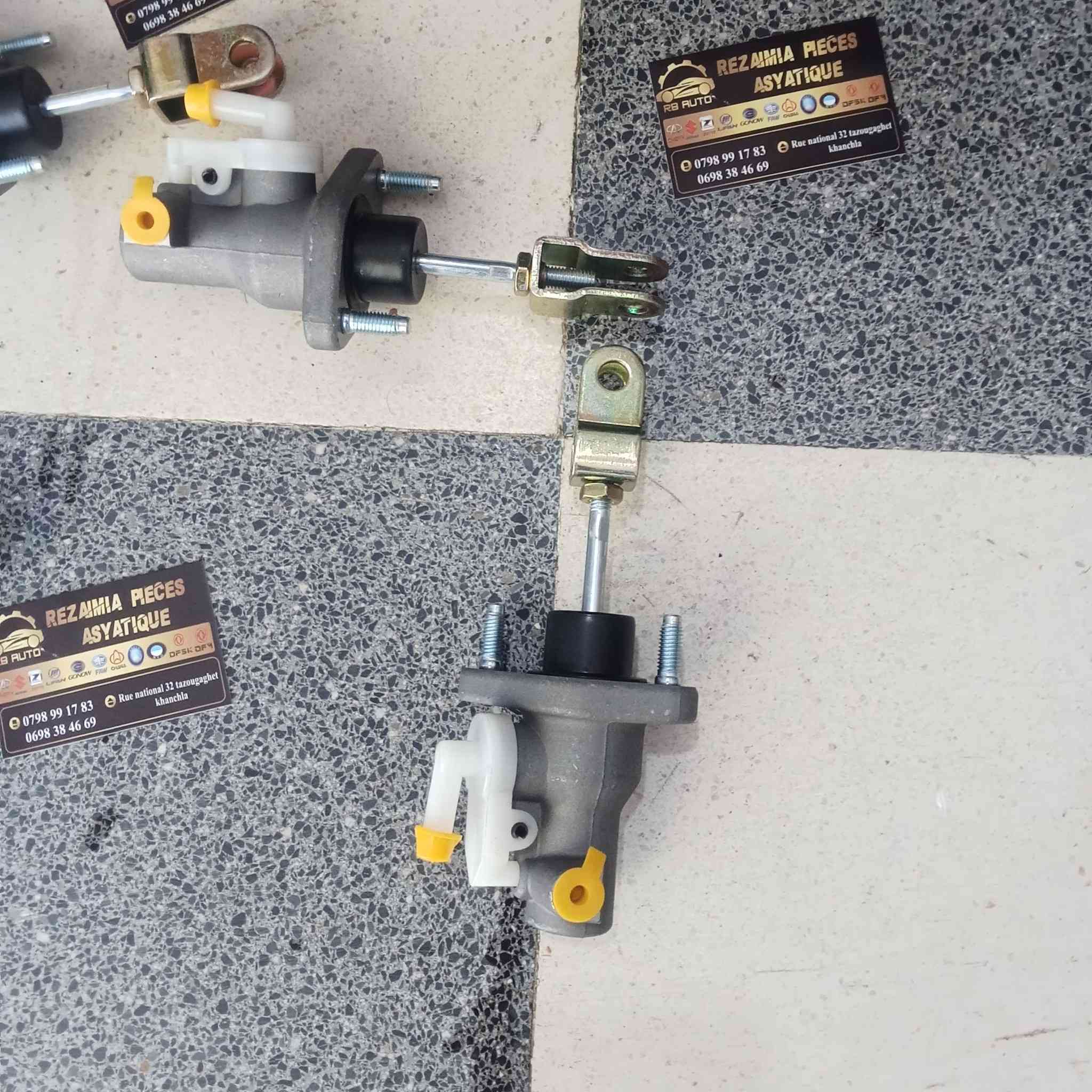 Pompe embruyage sup Byd F 3
Original qualité 
Livration disponible 
Tazougaghet Khanchla 
0798991783


**إذا كنت صاحب هذا الإعلان وتريد حذفه لأي سبب، رجاءا أرسل رسالة إلى الدعم الفني**