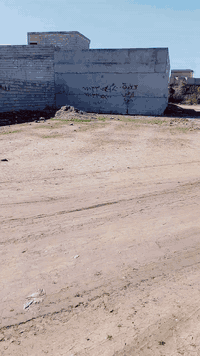 قطعه ارض المكان 7نيسان
فرع مقابل سكله خوشيد 
200متر تفاصيل داخل فديو 
***********
