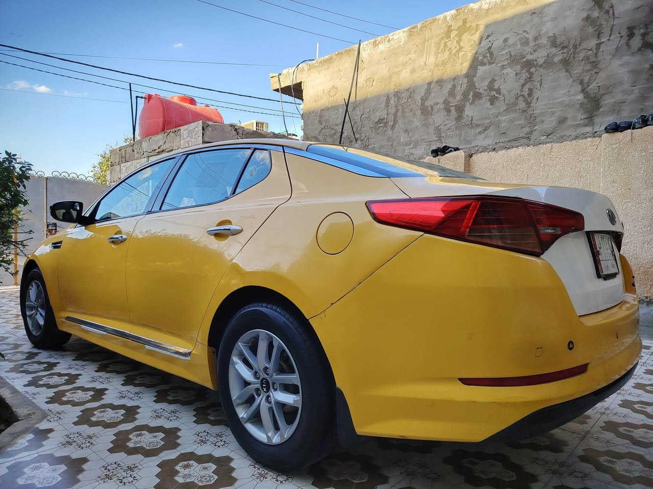 أوبتما ١٢ كورية سيارة جاهزة عالاخير مكينة وكير حاوية تدفئة وتبريد وحدادية تخم تاير مصفرة هيئة وغرامات مكاني الكوت
***********
