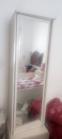 غرفه شبابيه • خشب • للبيع