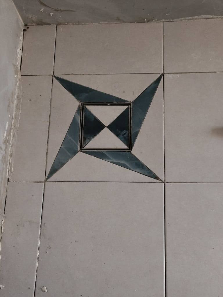 بسم الله نشتغل كافه انواع السيراميك شغل مرتب وحلو متفرغين حاليا ***********
