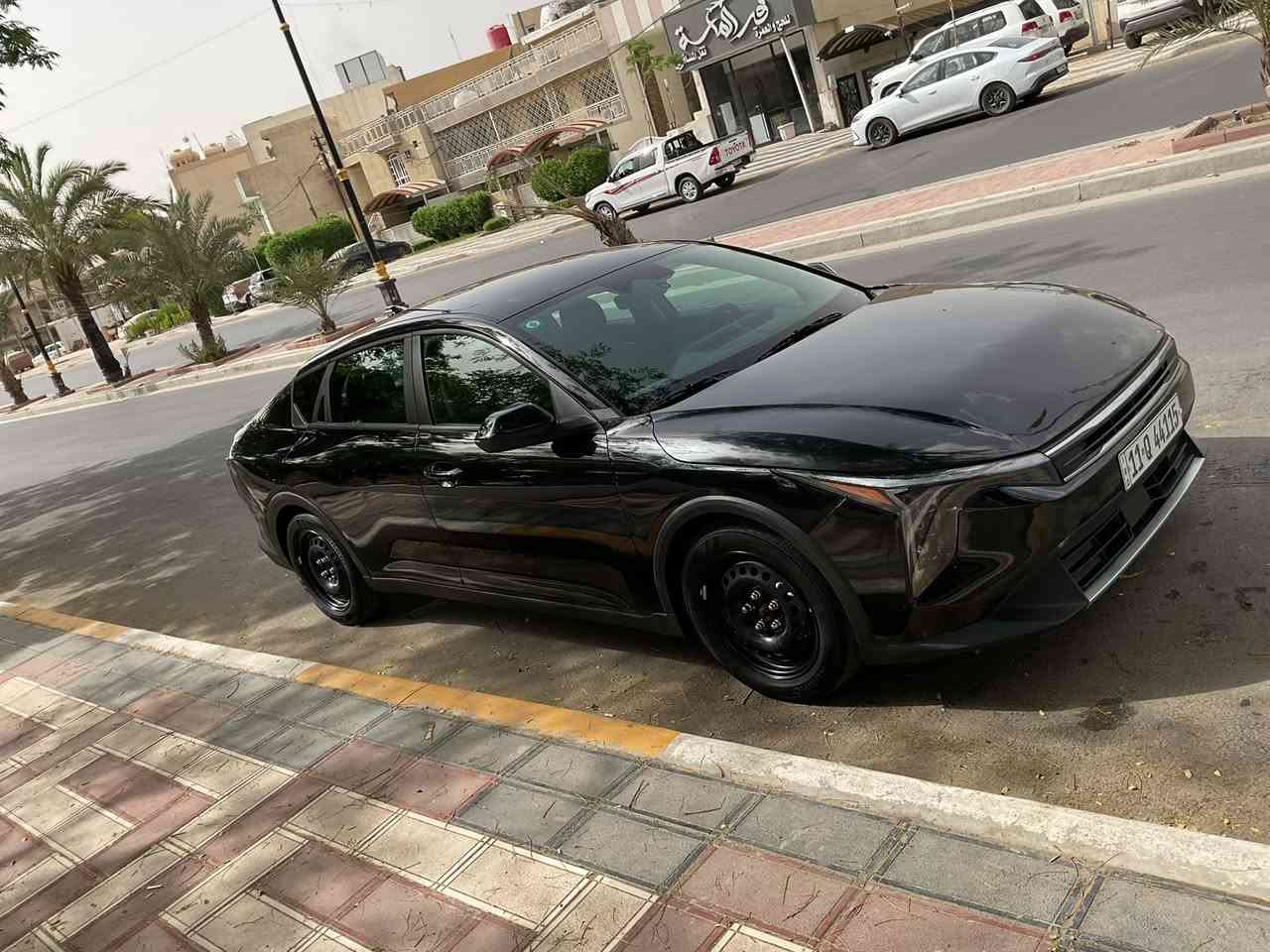 السلام عليكم كي فور  وارد أمريكي 2025 ماشيه 6 آلاف  سياره قطعه واحده فقط  حادثه محرك ألفين دوش 2000  بصمه تشغيل عن بعد  أناره ترحيب  لايت عدسات   لد نهاري تحكم ستيرن جهتين  شاشه كبيره عداد رقمي سايد بريك بصمه منفذ شحن امامي وخلفي  كأمره دواره HD وباقي الموصفات معروفه رقم بغداد سنويه بسمي تحويل ثاني يوم  مكاني بغداد الشالجيه  السعر 165  فقط على هاذه الرقم   ***********
