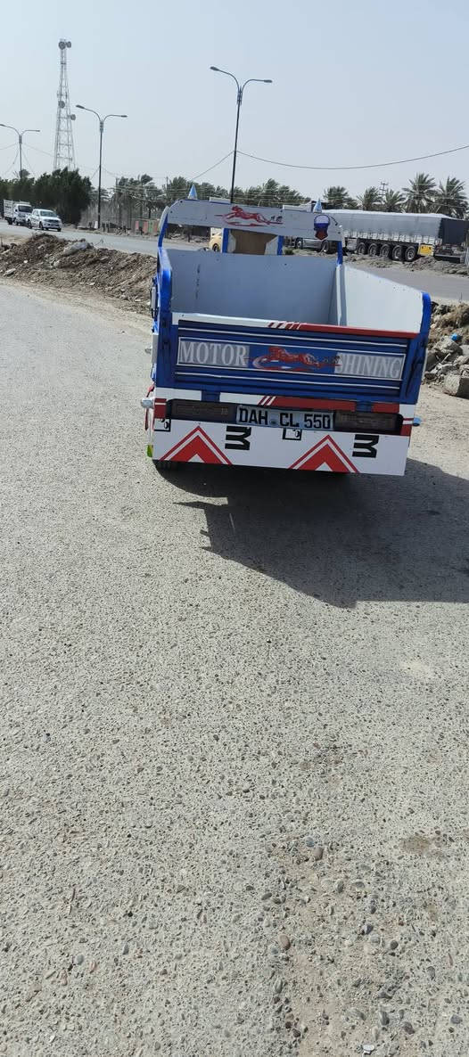 سلام عليكم اخوان ستوته جمرة  موديل 20محرك 23 مصبوغ البدي عام صبغ حراري  اوراق اصولي 5اوراق  كهربائياتها شغاله  دشبول شغال   ستوته خير  من الله سعر مليون 575 وبيها مجال قليل مكاني بغداد محموديه ناحيه الطيفيه 
*********** بي واتساب
