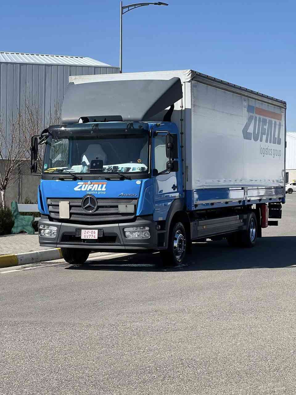 البيع أتيكؤ
موديل/٢٠١٨
حجم/١٢٢٧
ماشية/٣١٣٠٠٠
طولة/٧:٢٥سم
گير/٨نمرئؤتؤماتيك
٢طاقات هاڤ
سلندر/٦
حساس 
كاميرة
تبريد
قفل أكسل
ويلات كروم
مكان سليمانية طريق طاسلوجة معرض ديالي

***********
***********
***********
