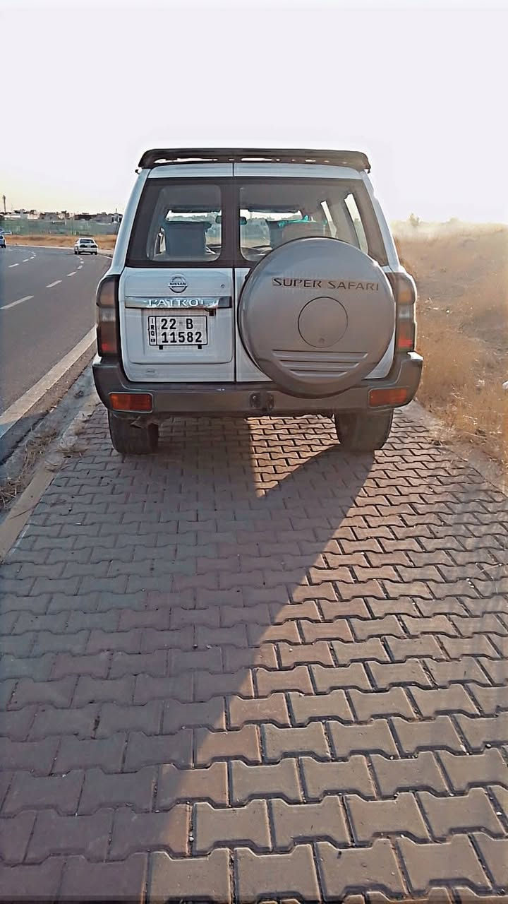 پاتڕۆڵ 2005     سعری   165 گەڵاو معامەلە
نموونە کامل دەرەوە،وناوی کراوەتە 2022
مەکینە 4500بخاخ جام کارەبا
سەنەوی تا 2030تازەیە بەناوی خۆمان کۆبۆنی بەنزینی کەرکوکی هەیە دەبڵ تەنکی ئیش دەکات غازی ئیتاڵی لەسەرە بەشەرت
بێ تەقیووی
یەک پارچەی بۆیاغه بێ ناوگرتن
گێڕ و مەکینەو دەبڵ ئەکسل و تەبرید بەشەرت
چوار تایەی لۆکی لەسەرە ژێری کامل توندو تۆڵ کراوەتەوە
ژمارەی مۆبایل *********** شوێن کەرکوک
