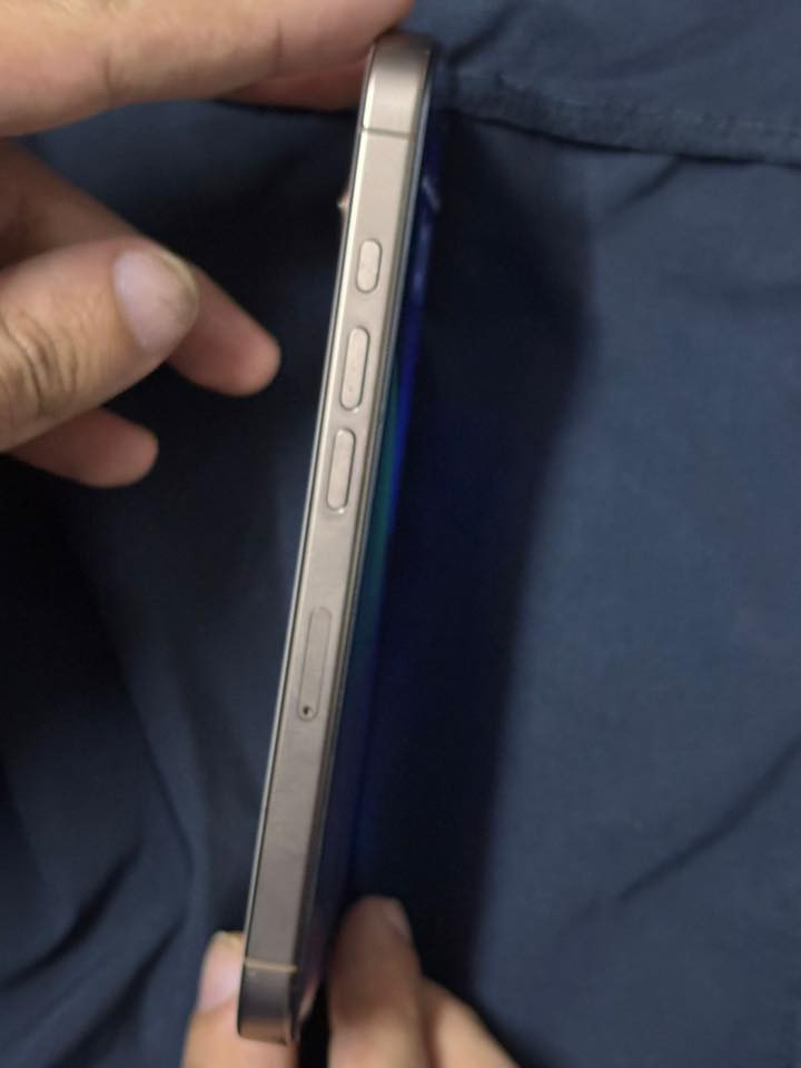 ايفون16 pro لون الذهبي البطاريه 91 ذاكره256 التليفون ضهر مفطور وشاشه مبدله ومفطوره
للتواصل***********
