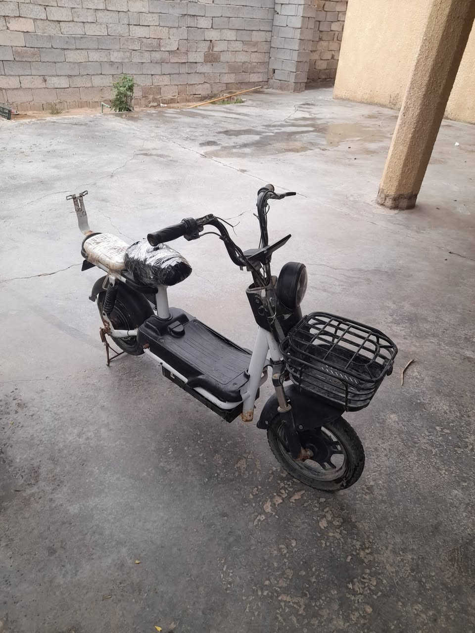 موطور شحن بطاريات شرط جدد مكاني الكرمه سعره ١٧٥  ***********
