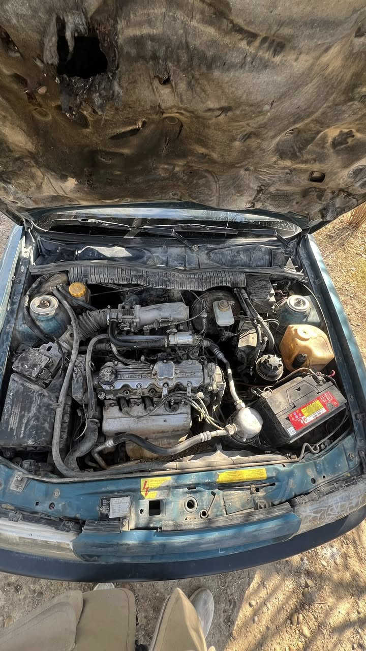 السلام عليكم سياره أوبل فكترا موديل 93 رياضي السياره آكلين مكفوله من كلشي صبغ وضربه مكان السياره بغداد 
الرقم مشروع وطني 
   ***********السعر 45 وقابل للتفاوض
