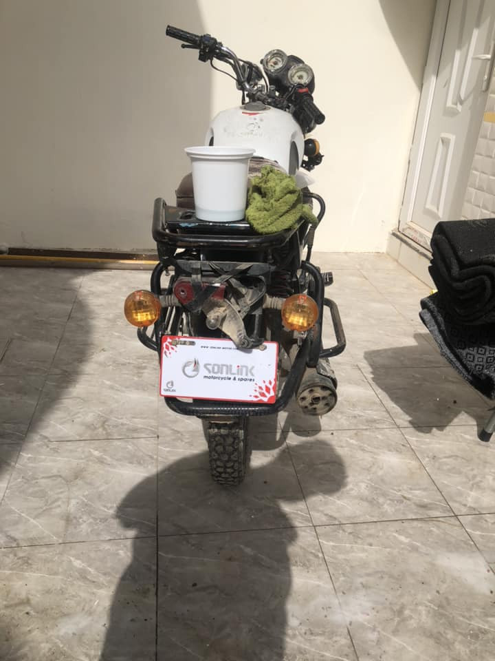 سلام عليكم دراجه سونك موديل 22الوراق ضيعات مراوس حسب القناعه


**إذا كنت صاحب هذا الإعلان وتريد حذفه لأي سبب، رجاءا أرسل رسالة إلى الدعم الفني**