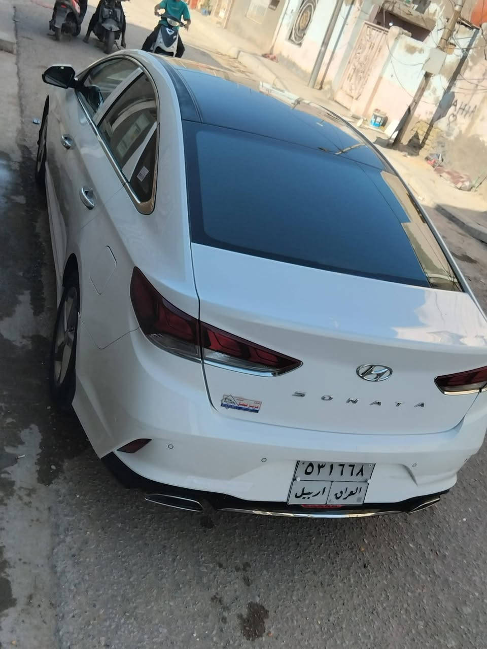 السلام عليكم للبيع سوناتا خليجي موديل ٢٠١٨ فول مواصفات محرك دوش ٢٤٠٠ السعر ١٧٩ وبيه مجال رقم الهاتف ***********
