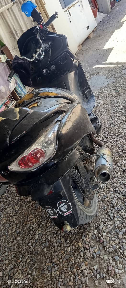 سلام عليكم..دراجه فورزه 09 للبيع شغاله كلشي مابيه نضافه 70٪ وشرط نگره سلف تشتغل الدراجه كلشي شغال بيه السعر 475 وبيه مجال للشراي مكفوله من سرقه عداد سرعه رياضي صالنصه رياضي ..الاتصال ع الرقم ***********

