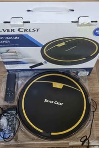 مكنسة روبوت • استعمال قليل • سلفر كرست