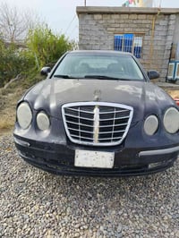 كيه موديل 2005 فول توماتيك تدفئه وتبريد صاحبه موجود بقداد ما اندلو اذا...