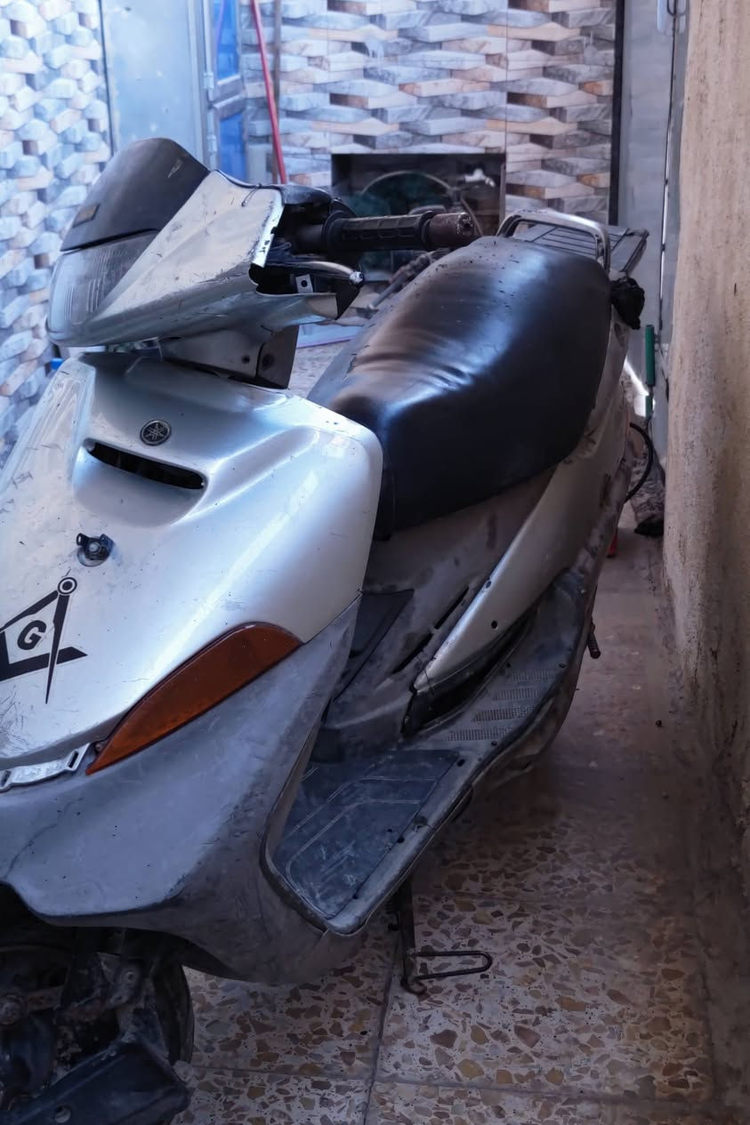 شغالة مابيها شي السلام عليكم للبيع أو مراوس بعصفورة  فراشة100ياباني مجفته صالها أسبوع  نقص فقط لايتات *********** مكاني بغداد العبيدي السعر200
