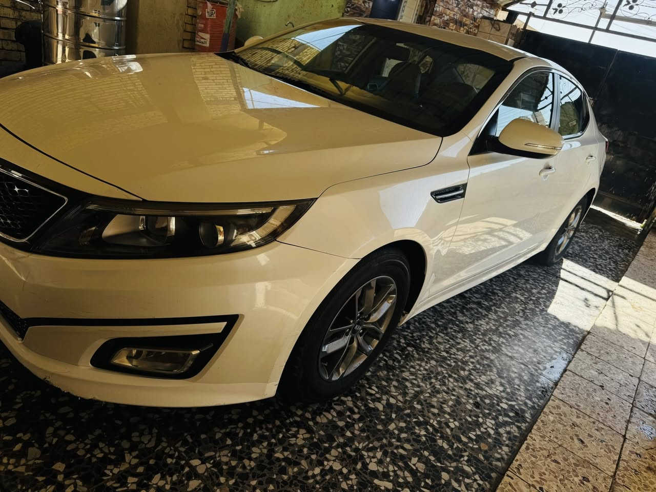 السلام عليكم
وبتما 2016 خليجي مكفوله كفاله عامه حتى من شخط مكفوله
رقم بغداد مواصفات عاديه 
رقم بغداد دولي
ماشيه 69 الف مكينه 2000 دوش بيع او مراوس سياره عاليه كوري توكسان سورنتو سبورتج فقط
***********
