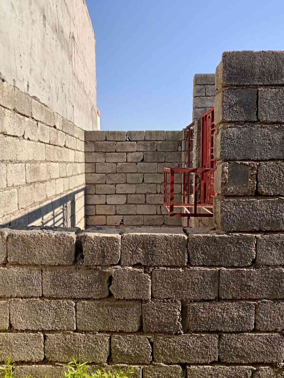 السلام عليكم هيكل للبيع طابو صرف الموقع الوجهيةحي العسكري كلواز مقابل  بيت المختار يوجد
ماء وكهرباء الاستفسار عل الرقم ***********
