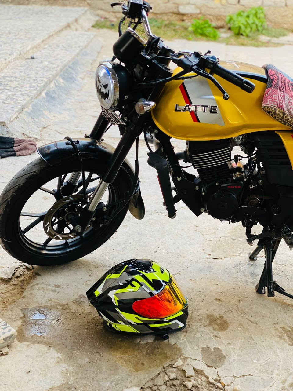 سلام عليكم درجه دايون للبيع لايتي كفالة عامه دراجة زيرو خير من الله كهربائيات كله  مؤديل23 اوراق اسكنر سعر1300بيه مجال الشراي نتصل وبيك خير ودلل ***********
