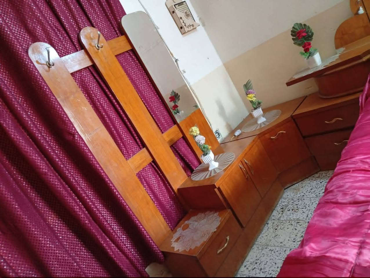 غرفه نوم صاج الاصلي 8 قطع نظيفه كلش حلوه السعر 450 وبيها مجال مكاني كركوك//***********
