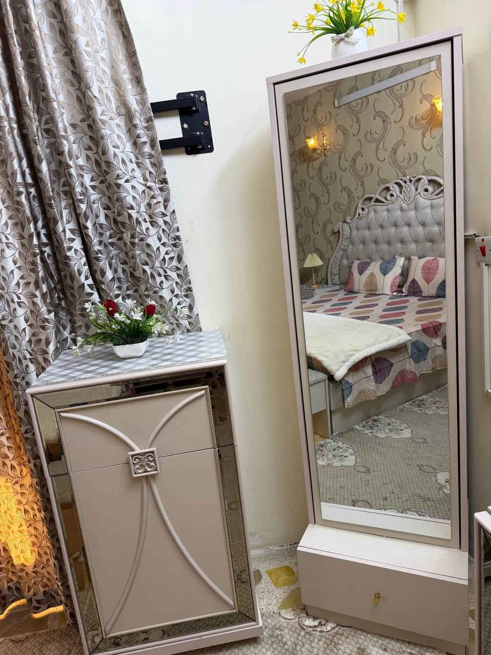 غرفة نوم تركيه للبيع سعرها ٩٠٠ ماخذيها من هوم سنتر وفخمه للتواصل عالخاص بغداد, العراق


**إذا كنت صاحب هذا الإعلان وتريد حذفه لأي سبب، رجاءا أرسل رسالة إلى الدعم الفني**