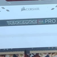 رام DDR4 • ٨ جيجا • ٣٢٠٠ ميجاهرتز