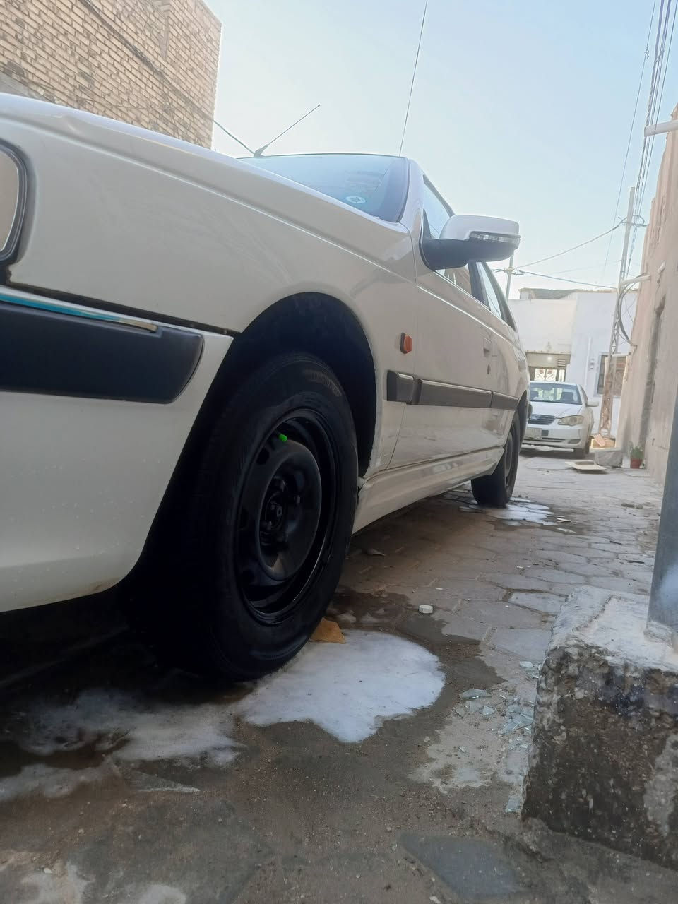 اسلام عليكم بيجو بارص 13سياره كلش نضيفه كير مكينه كفاله حداديه كفاله تبريد شغال بس غاز سنويه ماصاقطه تخم تاير جديد دوخله نضيفه كلش سياره مال جناي بيه قطعتين تبديل قطع بيه صبغ فقط أسعر 41اوبيه مجال رقم نجف اسياره بلنجف ***********
