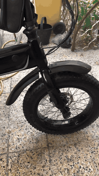 السلام عليكم دراجه ساندروس مال باله امريكي  ليثيوم حجم ٢٤ جديد كلش اي نقص مابيه تريده سكليتر تريده بايدر ينطبك يصير مال سفر 
مكاني بغداد الشالجيه السعر ٦٥٠ الف جوه سعره بهواي

***********
