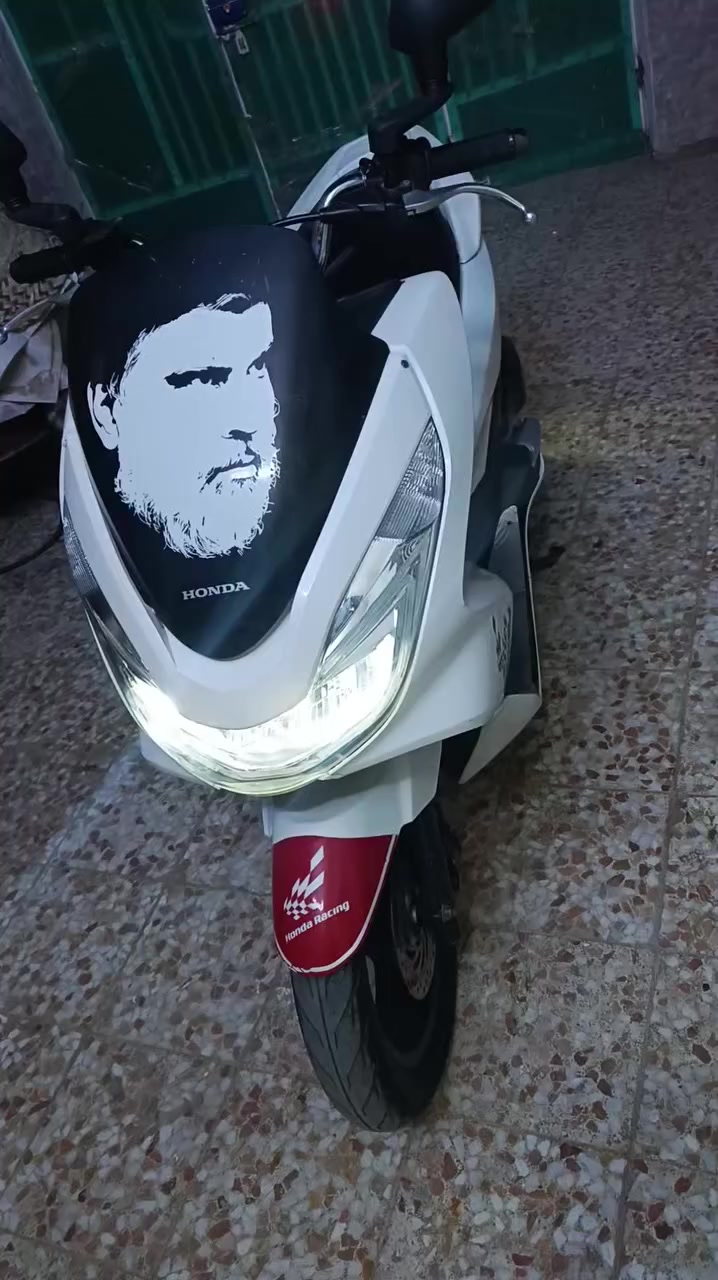 للبيع دراجه PCX الجيل الثاني ياباني اصلي jf بلادي حساسات ستان كهربائي نظام ايكو A حساس ازدحام إطفاء ذاتي مابيه اي نقص كلشي شغال السعر مليون و600 الف وبيه مجال للشراي مكاني المجر ***********
