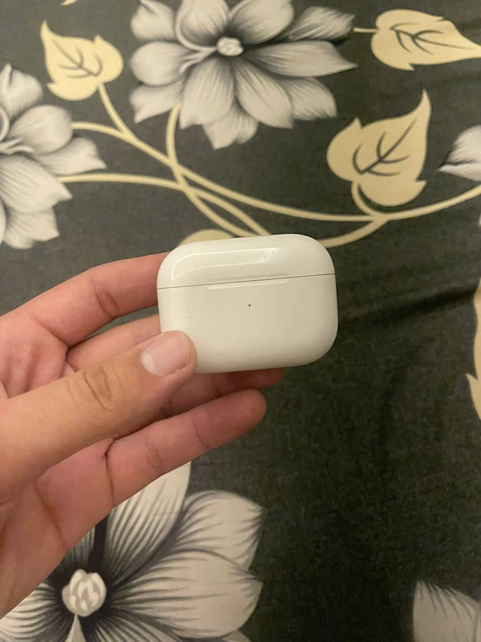 AirPods Pro
تك واحد ايمن الايسر ضايع 

السعر 50 الف


**إذا كنت صاحب هذا الإعلان وتريد حذفه لأي سبب، رجاءا أرسل رسالة إلى الدعم الفني**
