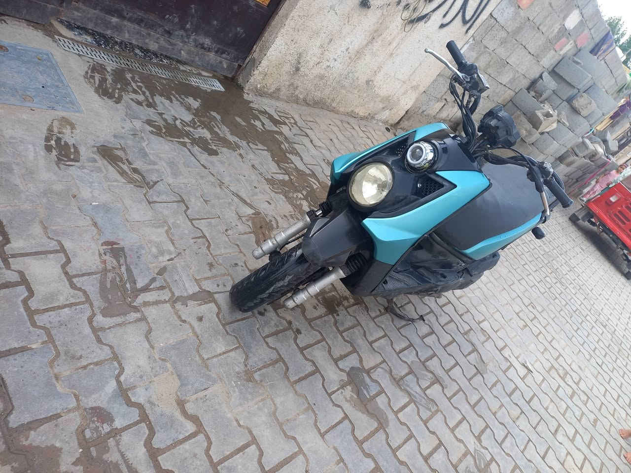 سلام عليكم درجة سكنس جبلي سعر ٩٠٠ مكان بغداد الشعب  الرقم ***********
