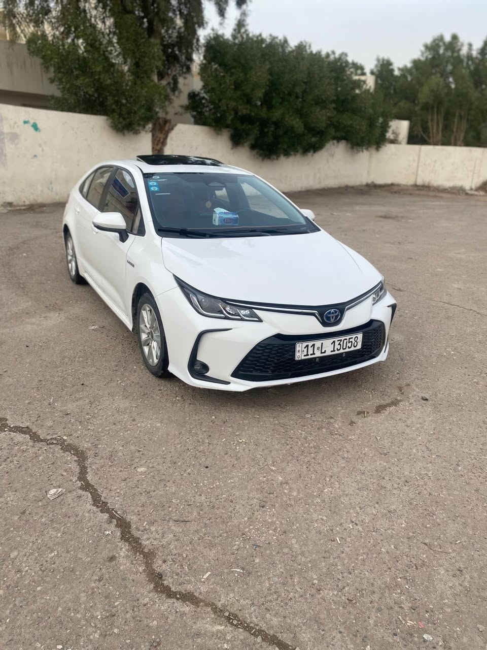 سلام عليكم
كورلا هايبرد 2023
ماشيه 29
داخل احمر بلادي
فول مواصفات مواصفاتها معروفه 
كفاله عدا بارد بل باب مال الراكب
والجاملغ الخلفي 
السعر 138 وبيها مجال بسيط 
للاستفسار ***********
