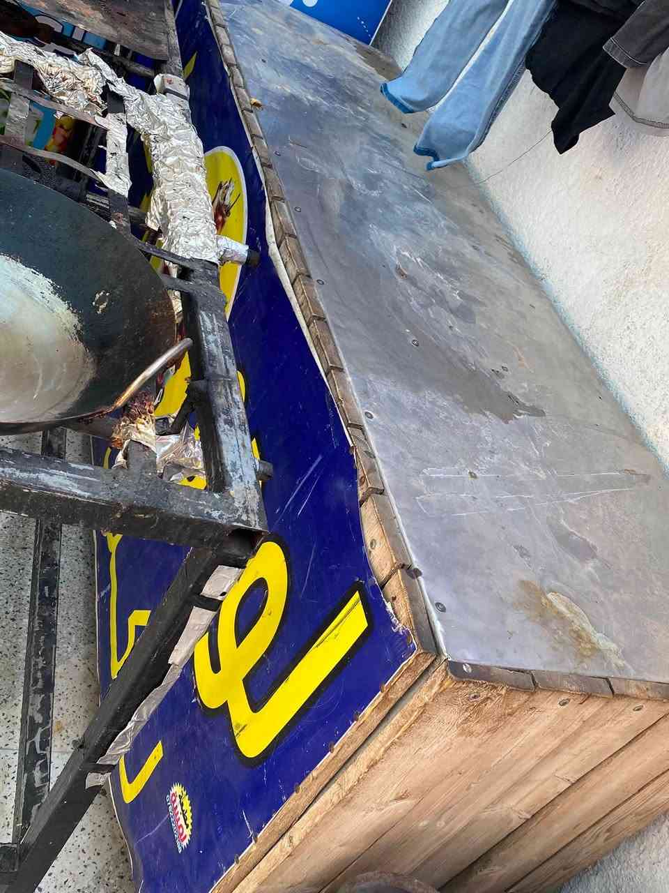 مجموعة غراض للبيع كلمن وسعره   شوايه كص ومجمده وميوزه وطباخ *********** عنون كوت حي الحكيم

