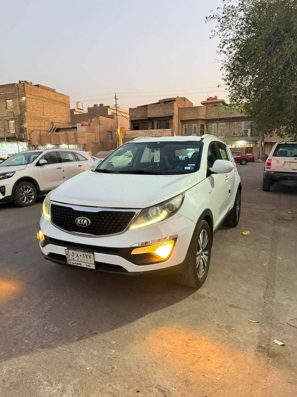 السلام عليكم
سبورتج 15      / السعر 134$

ماشية 73 الف  سيارة جديدة
مكاني بغداد.     🏚️
***********📲
