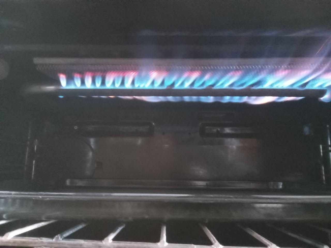 بسم الله وعلى بركة الله
طباخ كريازي ستيل نوع مصري مستعمل نظيف جدااا 
العنوان محل بلدروز مجاور ابو وطن للمفروشات


**إذا كنت صاحب هذا الإعلان وتريد حذفه لأي سبب، رجاءا أرسل رسالة إلى الدعم الفني**