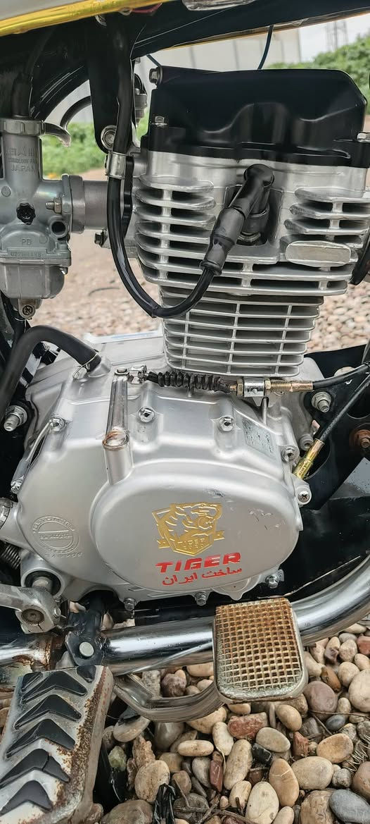 سلام عليكم ماطور جديد ما مفتوح شرط برغي السعر 650 *********** منافيس موجود
