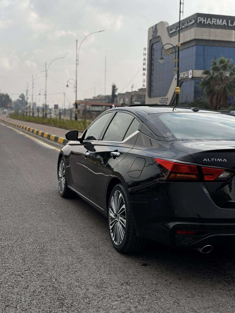 سلام عليكم
نيسان التيما2023

🔴السعر ب185$🔴 بحق فورتي 😂

🔥مواصفات SL🔥يعني اعلى موصفات فول الفول🔥

🔥الحادث كلين دعاميه فقط 🔥

فول مواصفات 1/1

ماشية31 الف ميل

⚫️داخل جلد اسود⚫️

مواصفاتها :

-خمس كامرات 360 درجة

-شاشة ايباد چبيرة 

-فتحة سقف

-سستم سماعات BOSE

-شحن لاسلكي

-كشن كهرباء سايق + سكن

-كشن تدفئة + ستيرن تدفئة

-رادار امامي + خلفي

-نقطة عمياء

-حساسات خلفي

-تشغيل عن بعد

-مثبت سرعة

-هاند بريك كهرباء

-ابل كار بلاي
 
🔥السعر 185$🔥
 

لتواصل على الرقم  ***********
