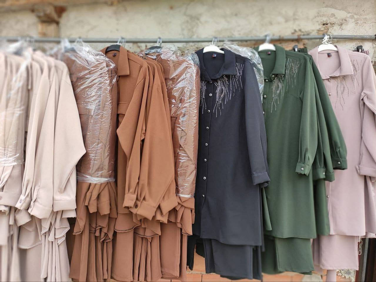 شروة محل نسائيه 

بضاعه مشكل 

70 بالمئة سيريات نظامي 

عدد.  3700 قطعه 

سعر 4$ للقطعه

.


**إذا كنت صاحب هذا الإعلان وتريد حذفه لأي سبب، رجاءا أرسل رسالة إلى الدعم الفني**