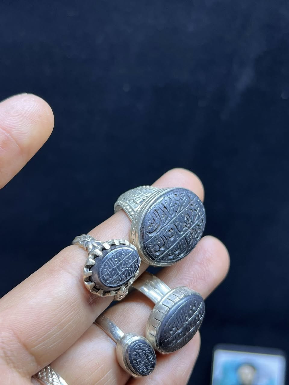 ً
حديد صيني مخطوط 27 رجب 

صياغة يدوية 

الشراي***********

المكان بغداد حي اور 

توصيل ماعندي
