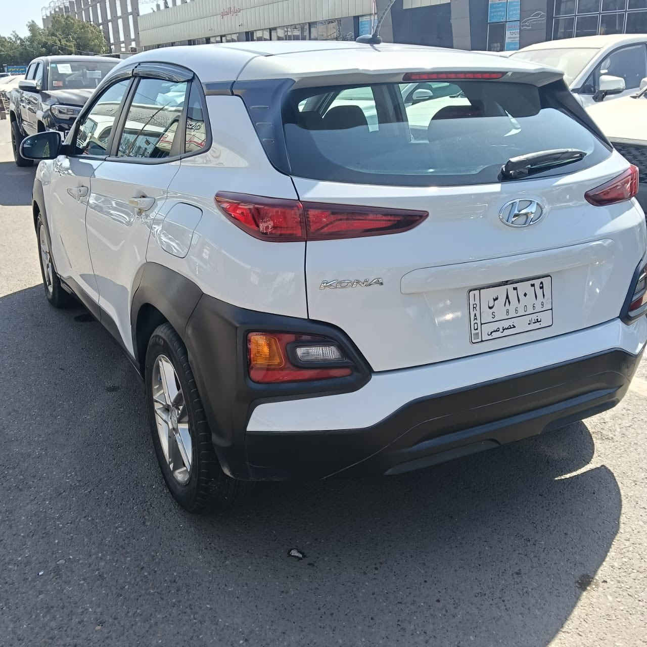 سلام عليكم كونا ٢٠١٩للبيع ورد امريكي 
حلوه سياره جديده بيها صبغ بحافت البنيد وسوي من جملغ بدون دواخل سياره جديده 
تخم تاير صدر امامي خلفي 
رايدها ١٢٨وبيها مجال 
الاستفسار***********
مكاني بغداد
