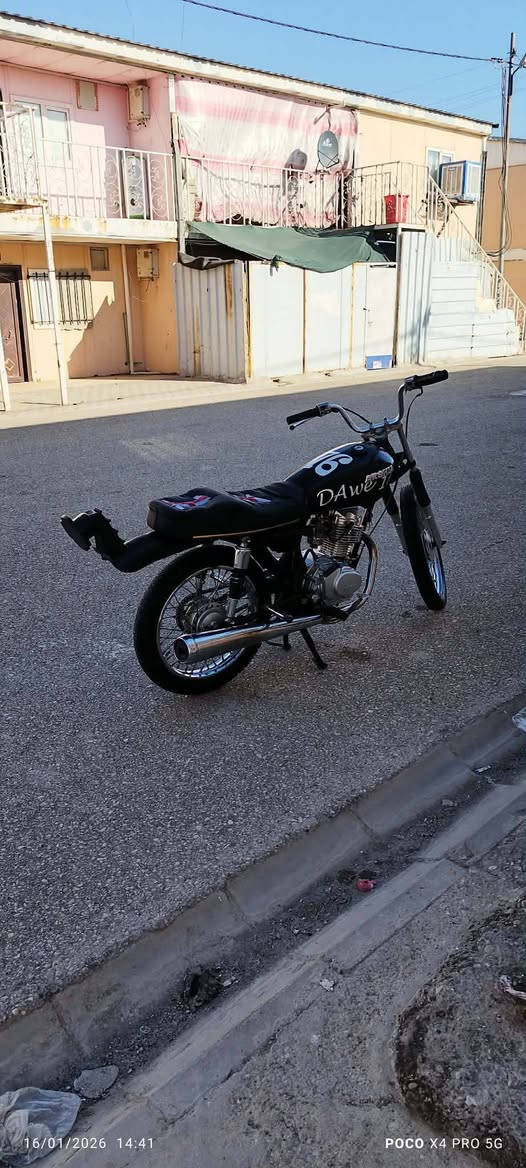 سلام عليكم دراجه البيع موديل 16 اوراق مكينه 23 اصلي شلامجه ناعمه مال جناي خاص مامتواجدد *********** الرقم
