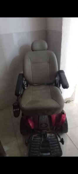 كرسي شحن مال معاقين نقص باتري سعر 50لتواصل علا رقم ‏‪0772 599 4005‬‏
