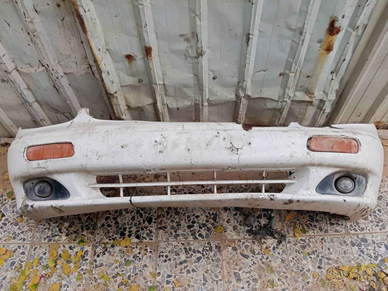السلام عليكم من رخصة الادمن ادوات لكنزا للبيع
دشبول جديد كامل جيب وشد 225 الف 
بطاين صندوك 40 
ساعة دشبول امريكي 25 
لوي و قاعدة دبل 30 
دعاميات متضررة ثنينهن 75
فلينة مال دعامية خلفية 15
كيس مال مكينة 2000 مسكر 25
ويل 5 ستد مع تاير نص عمر 40 
*********** /***********
شراي اتصل و تدلل ملاحظة الاسعار نهائية

